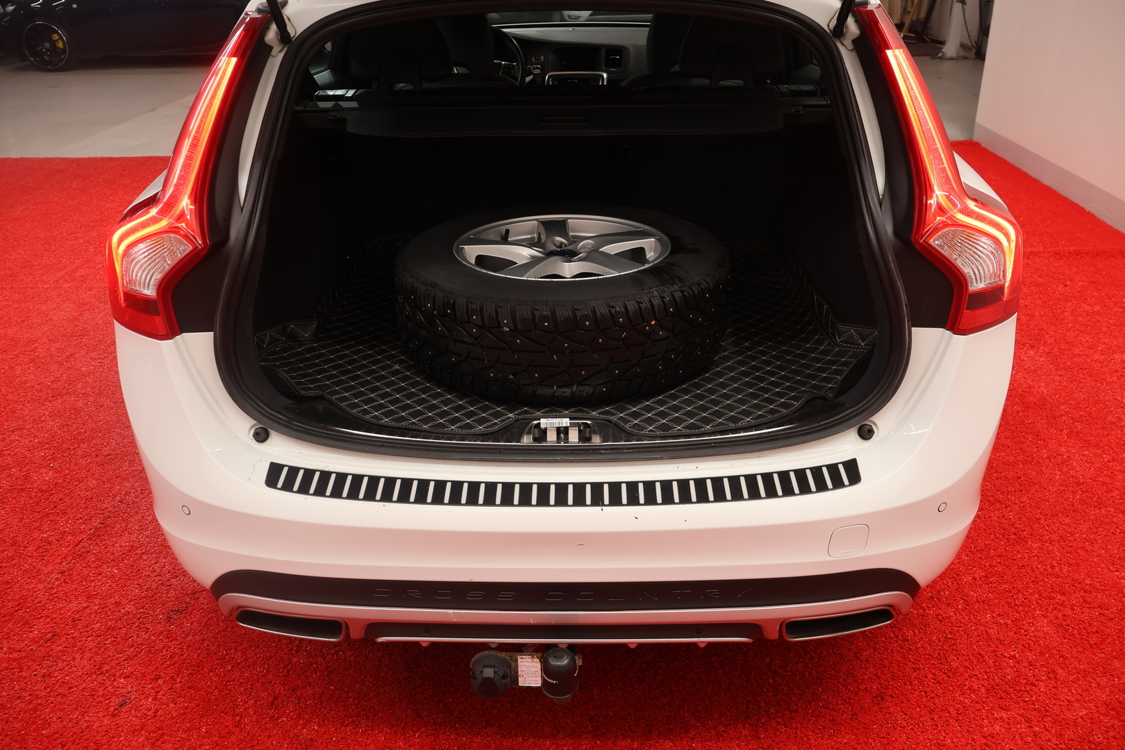 VOLVO V60 Cross Country 2016