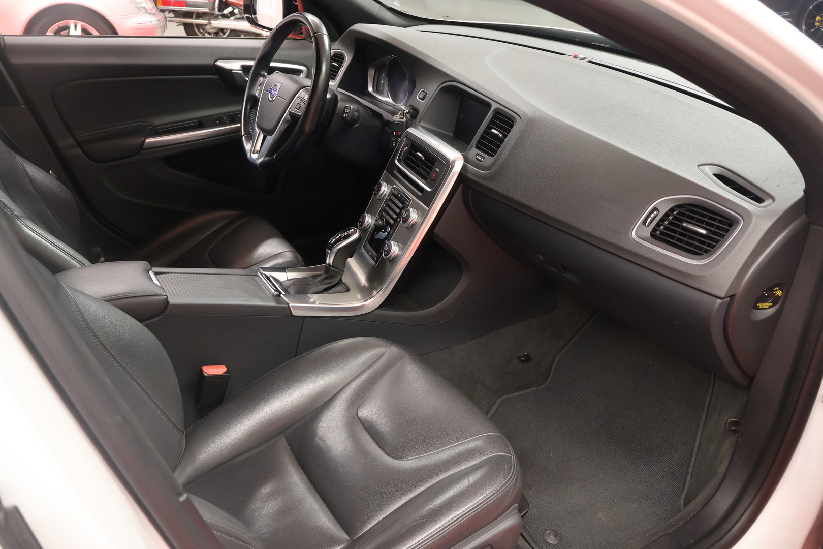 VOLVO V60 Cross Country 2016