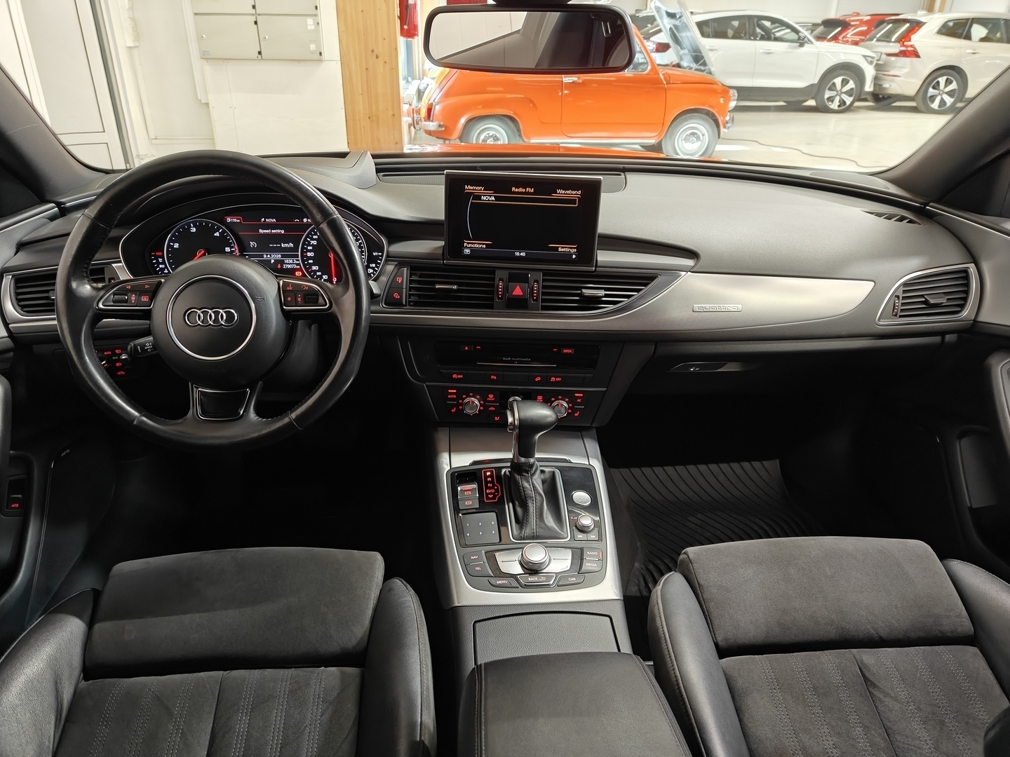 AUDI A6 allroad quattro 2012