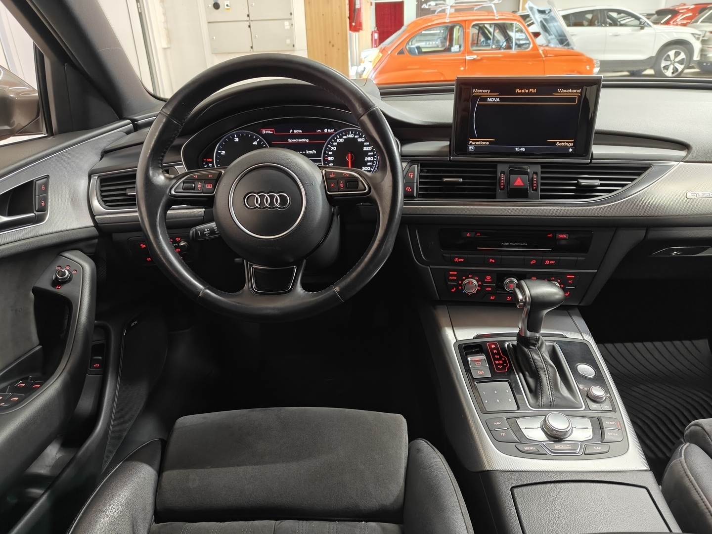 AUDI A6 allroad quattro 2012