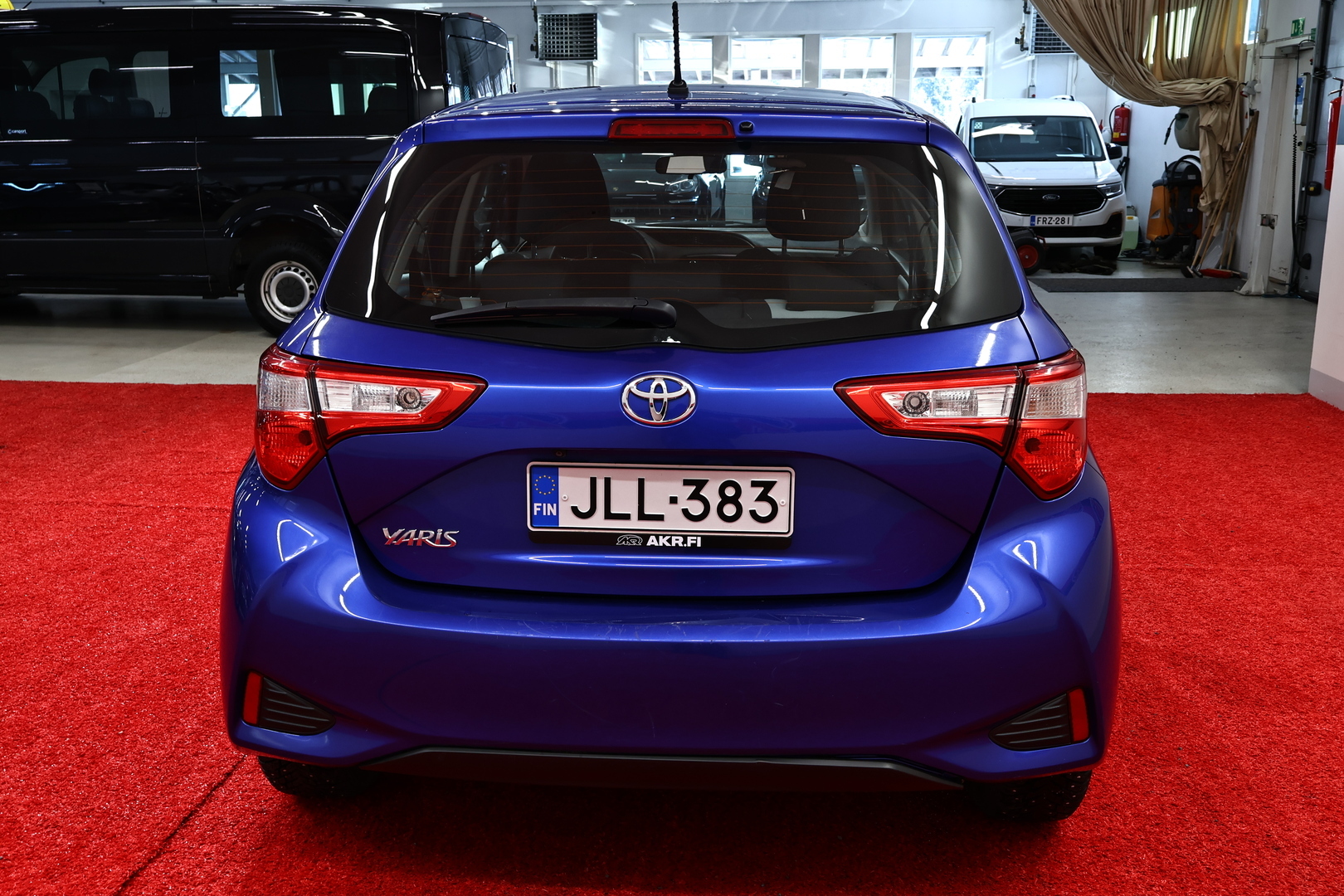 TOYOTA Yaris 2019