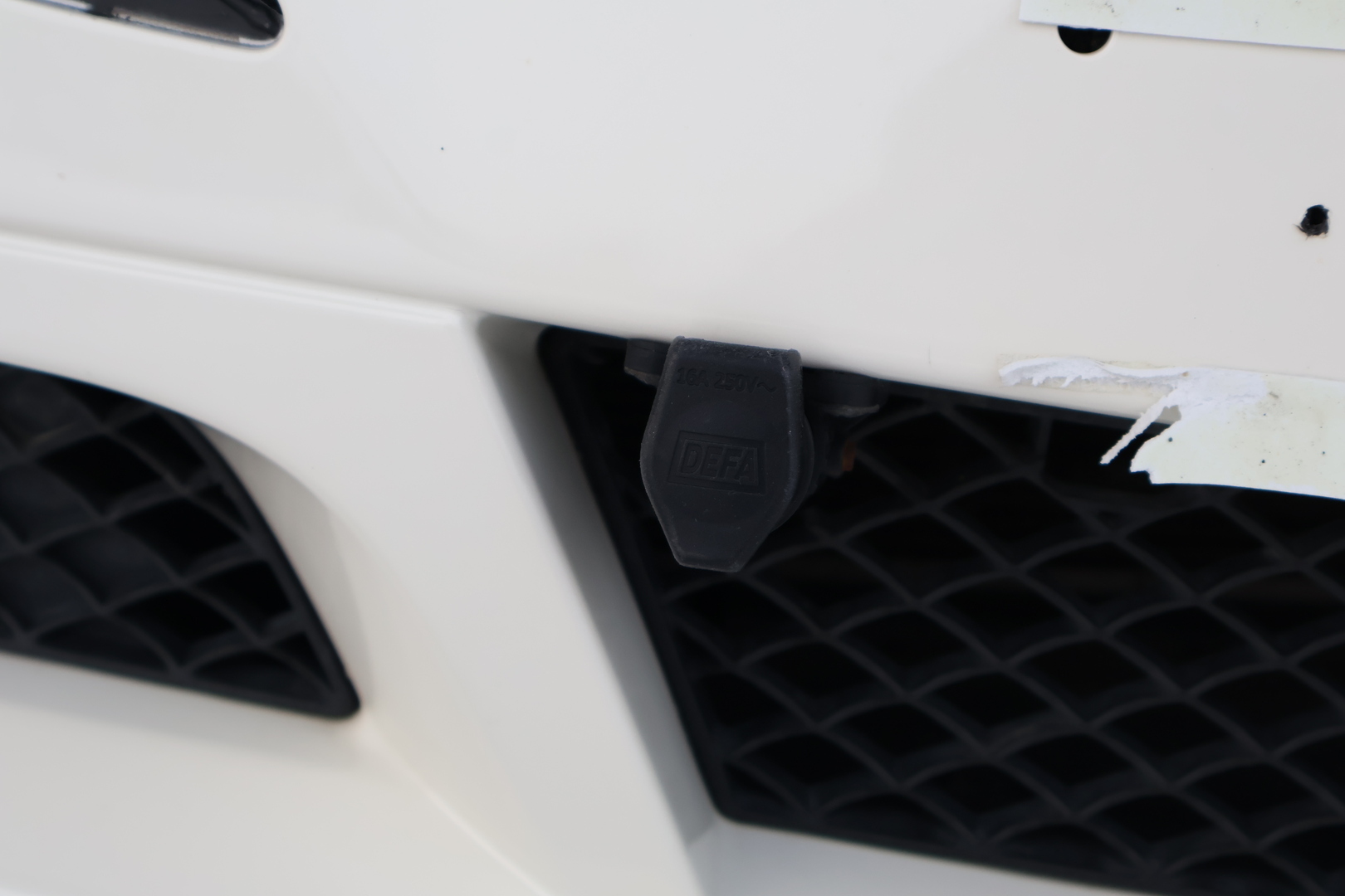 MERCEDES-BENZ E 2010