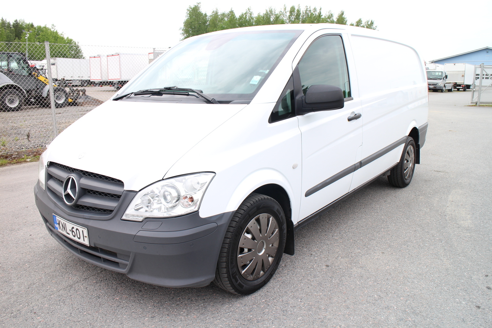 MERCEDES-BENZ Vito 2013