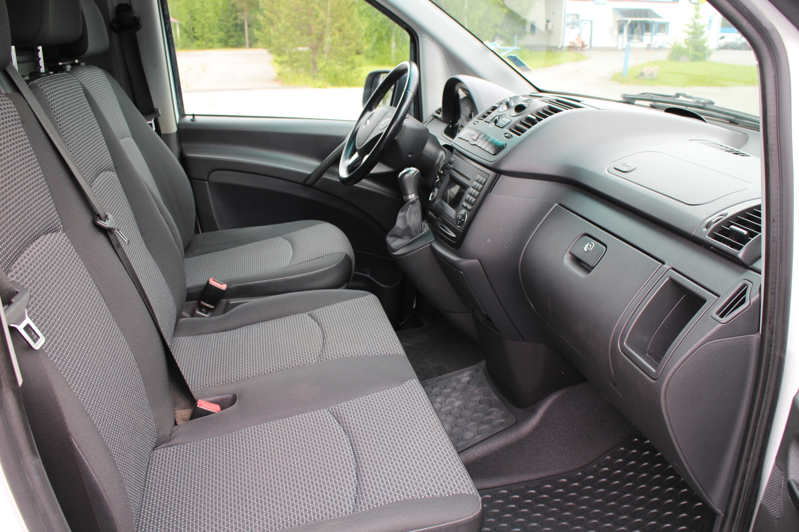 MERCEDES-BENZ Vito 2013