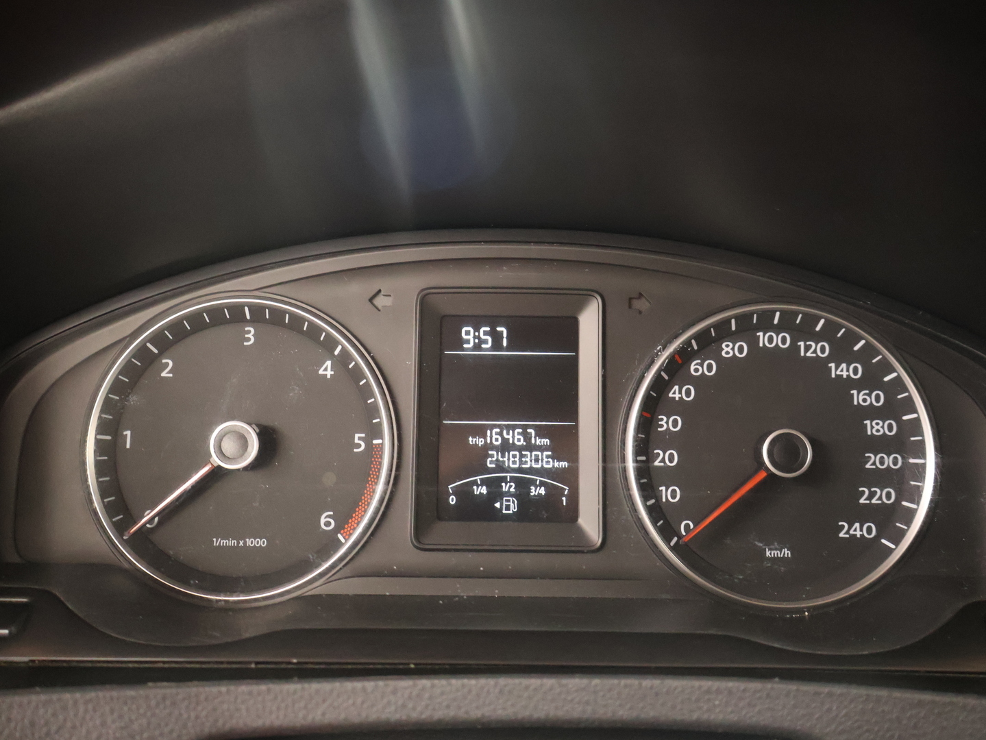 VOLKSWAGEN Transporter 2012