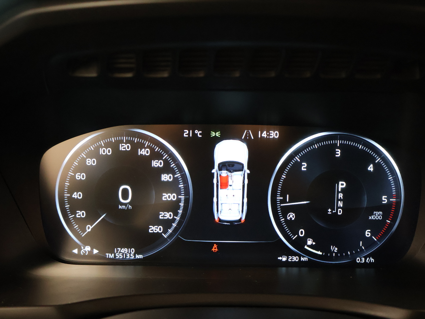 VOLVO XC90 21