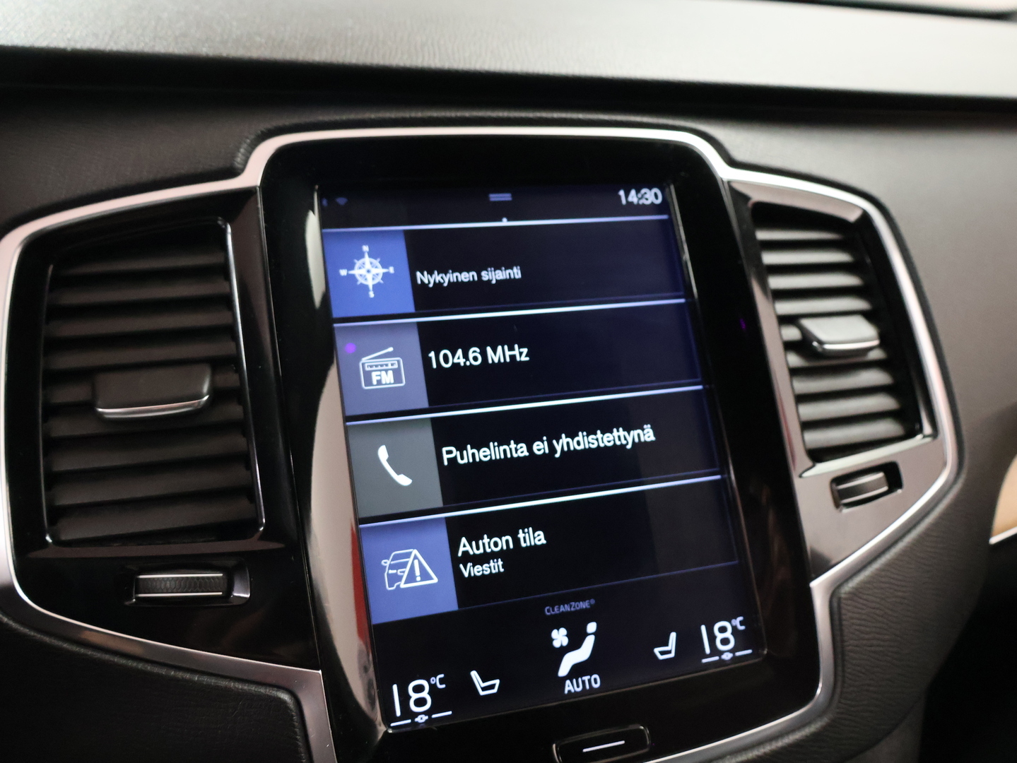 VOLVO XC90 25
