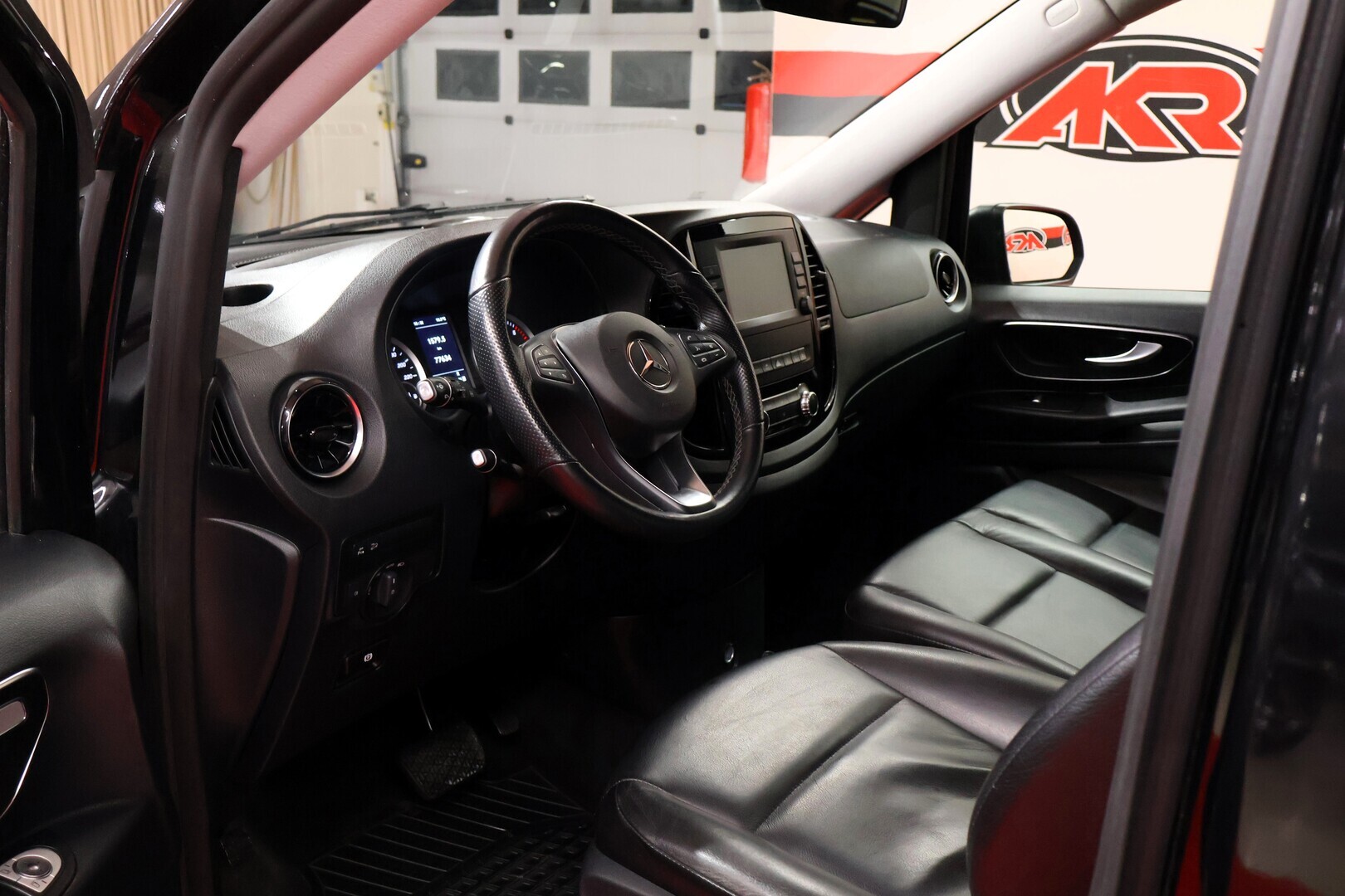 MERCEDES-BENZ VITO 2022