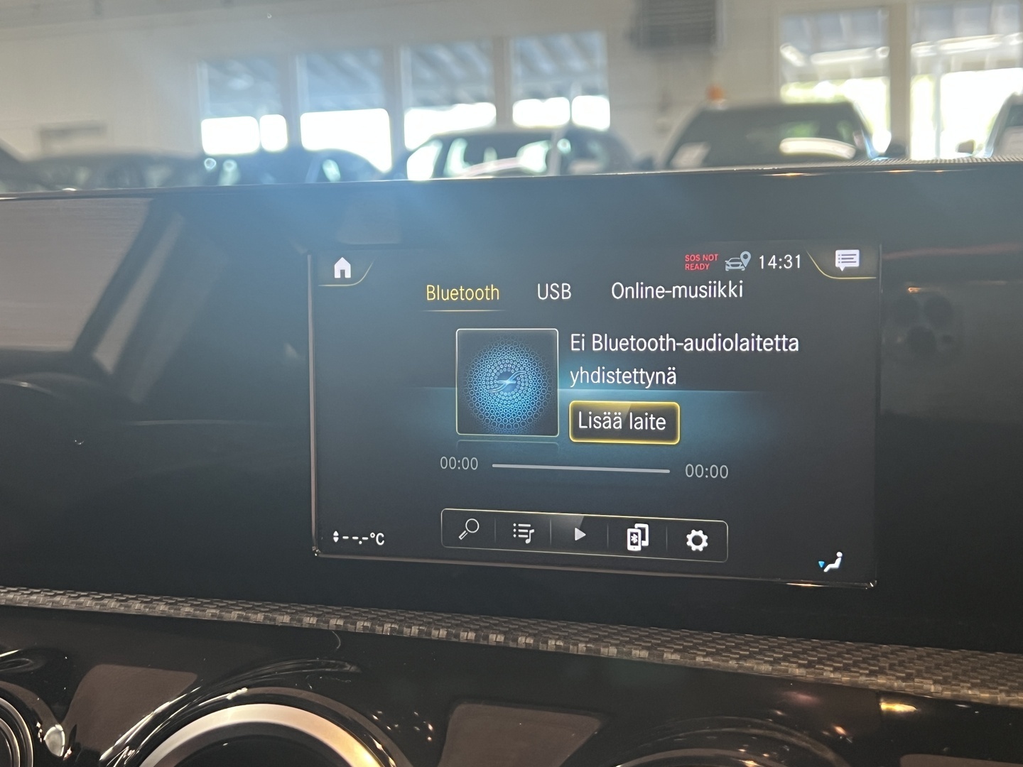 MERCEDES-BENZ A 2020