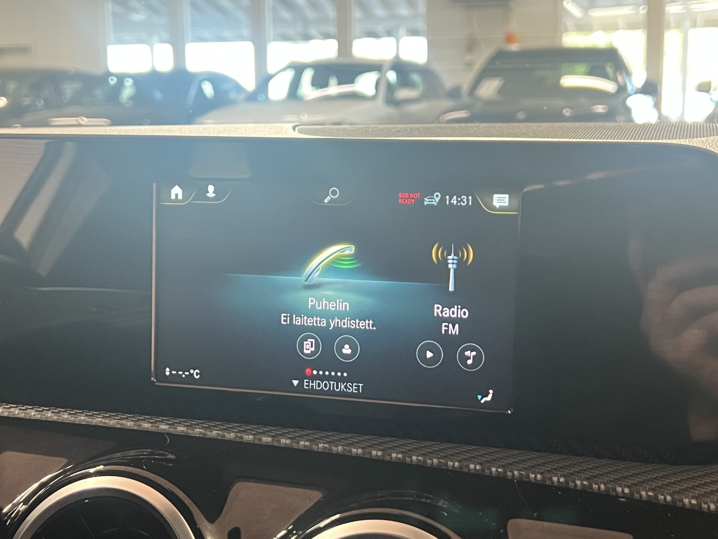 MERCEDES-BENZ A 2020