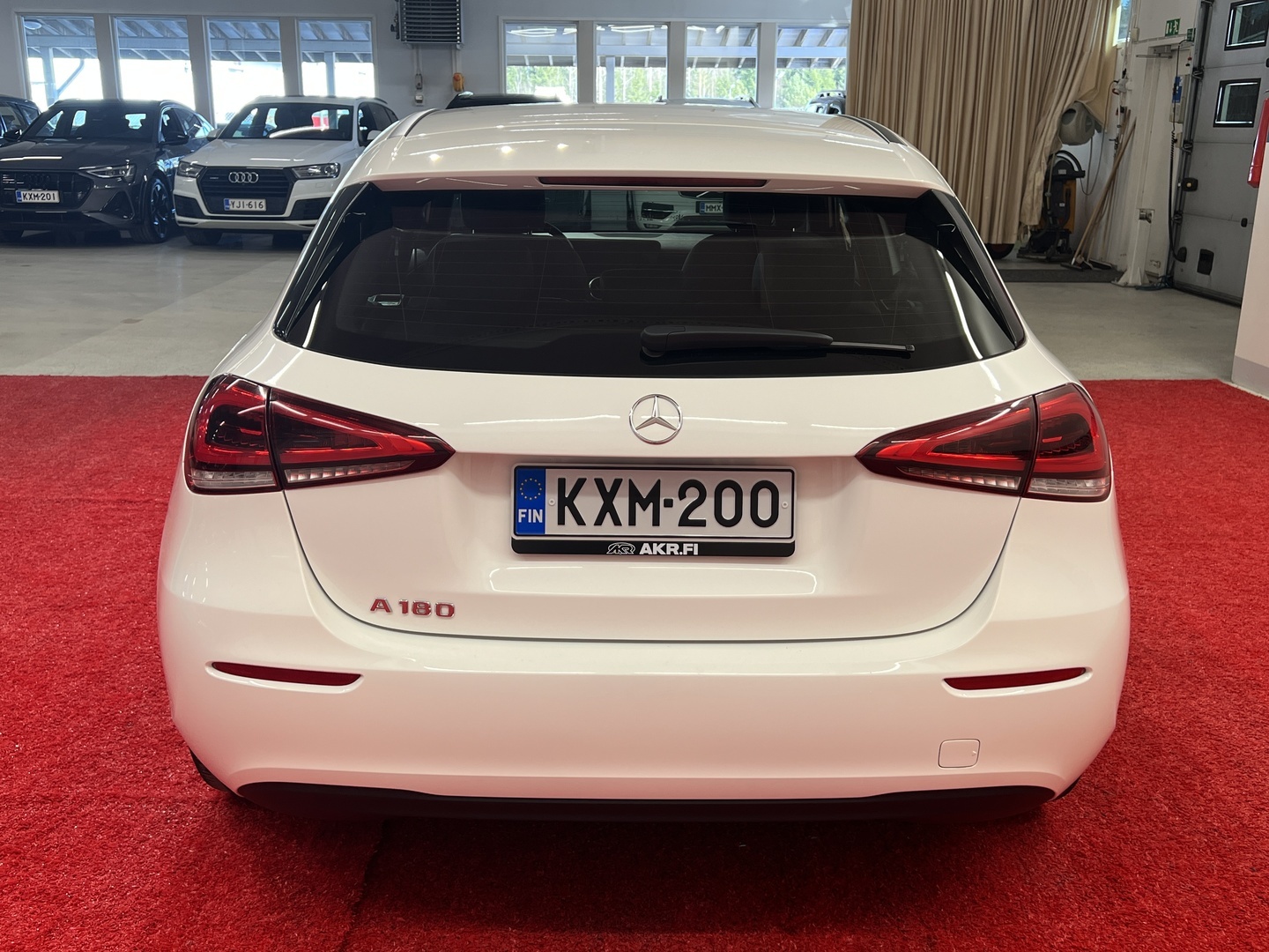 MERCEDES-BENZ A 2020