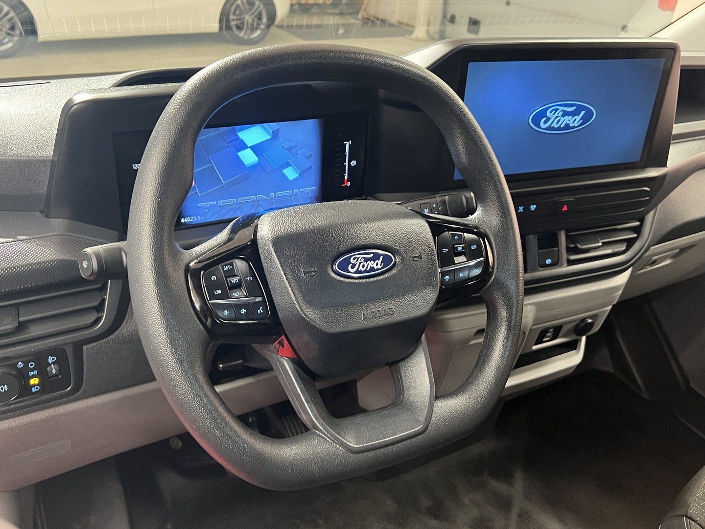 FORD TRANSIT CUSTOM 2024