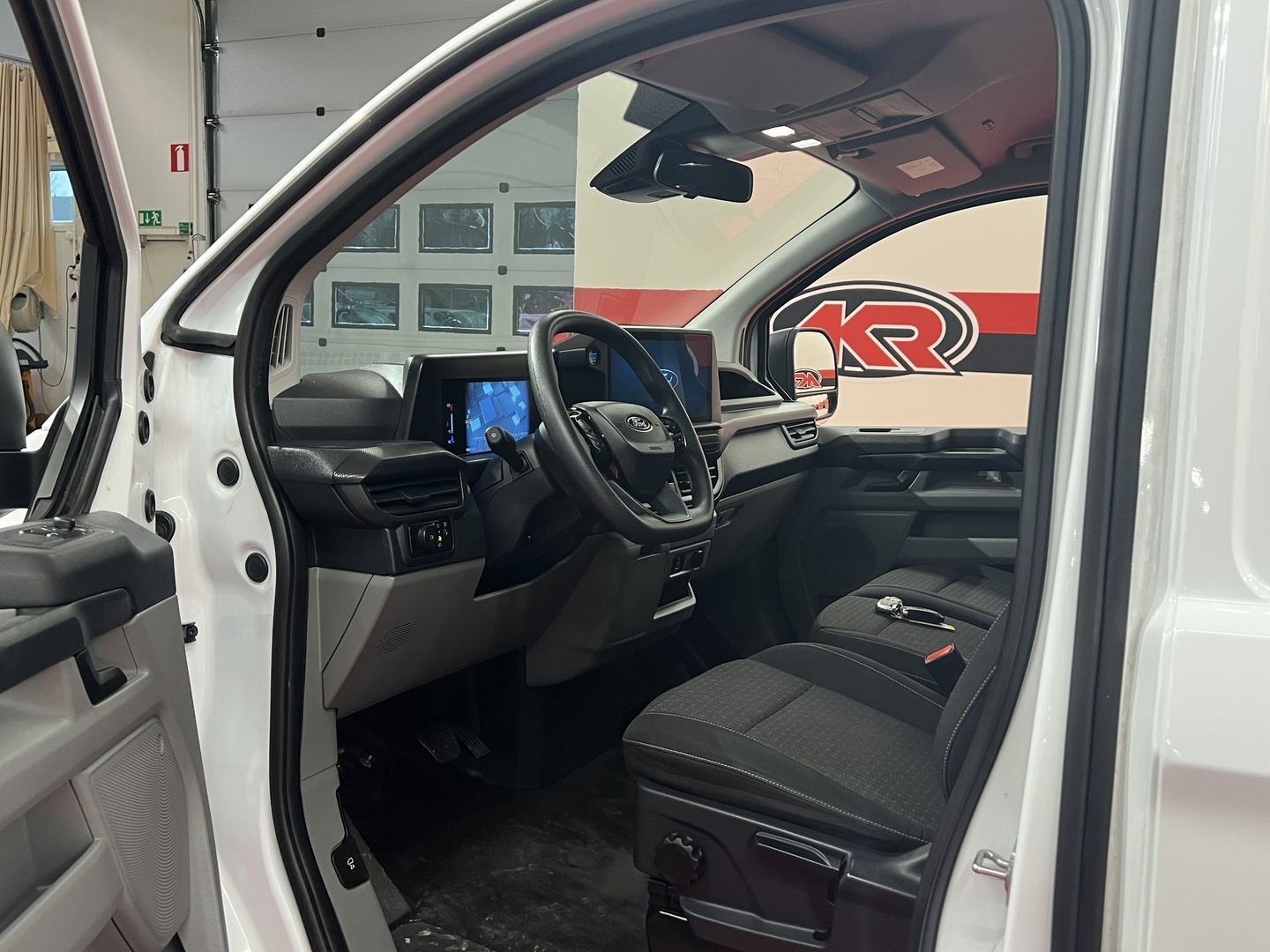 FORD TRANSIT CUSTOM 2024