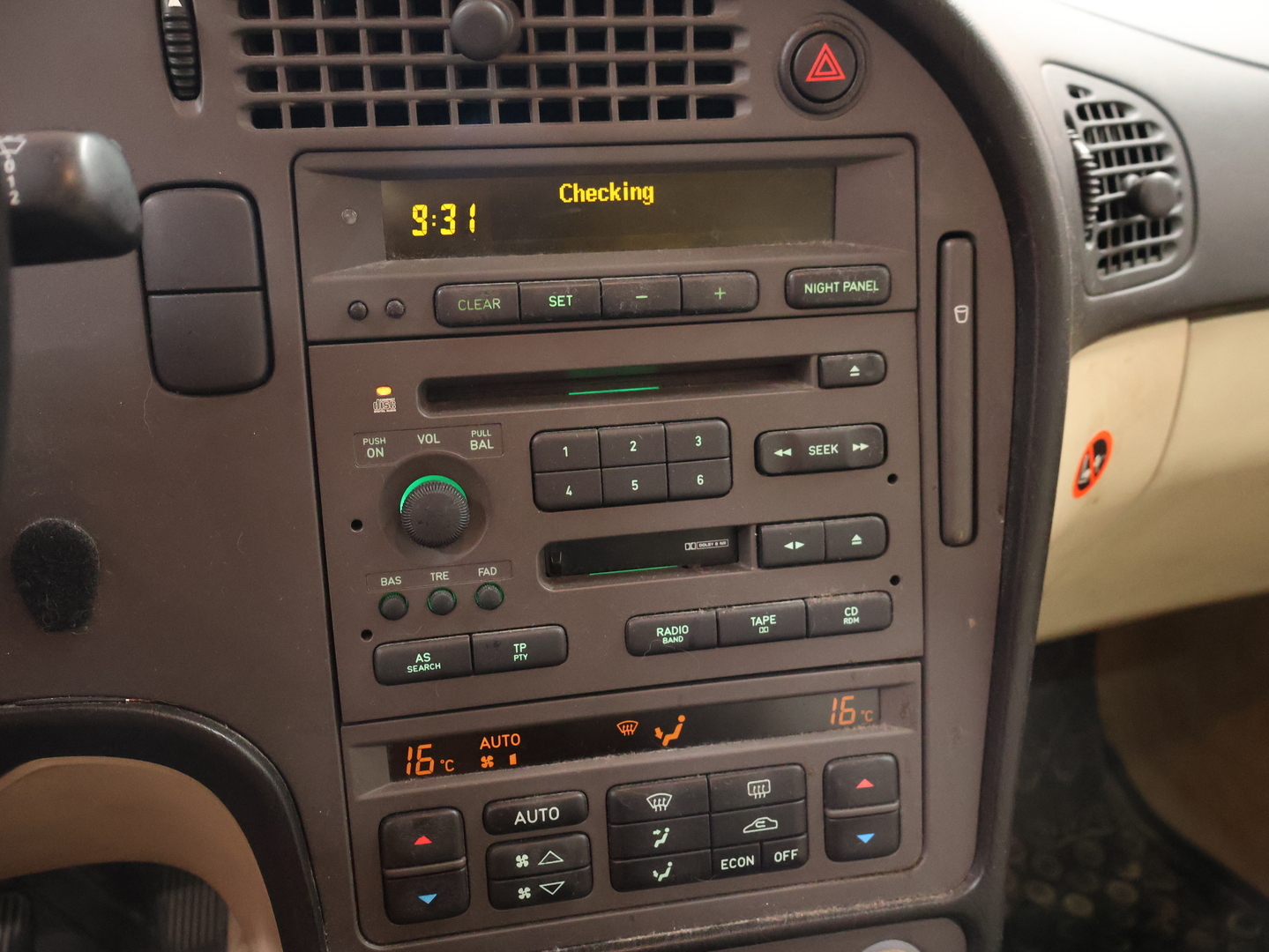SAAB 9-5 2004