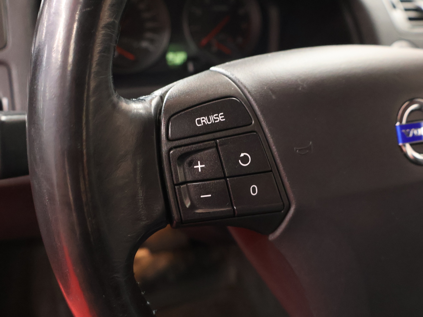 VOLVO C70 2008