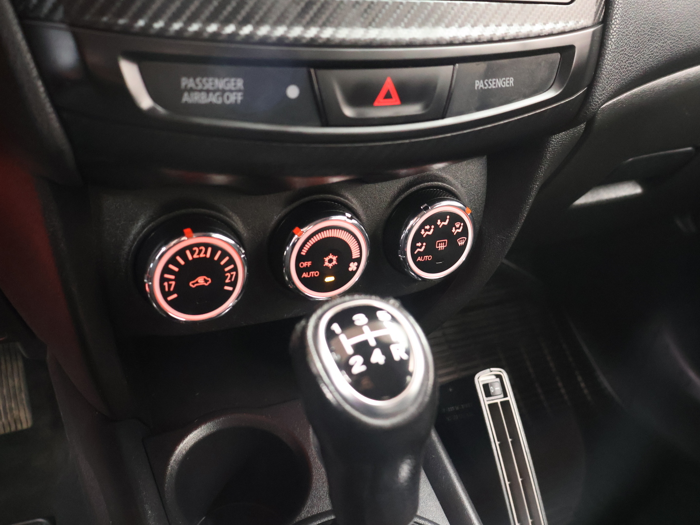 MITSUBISHI ASX 2016