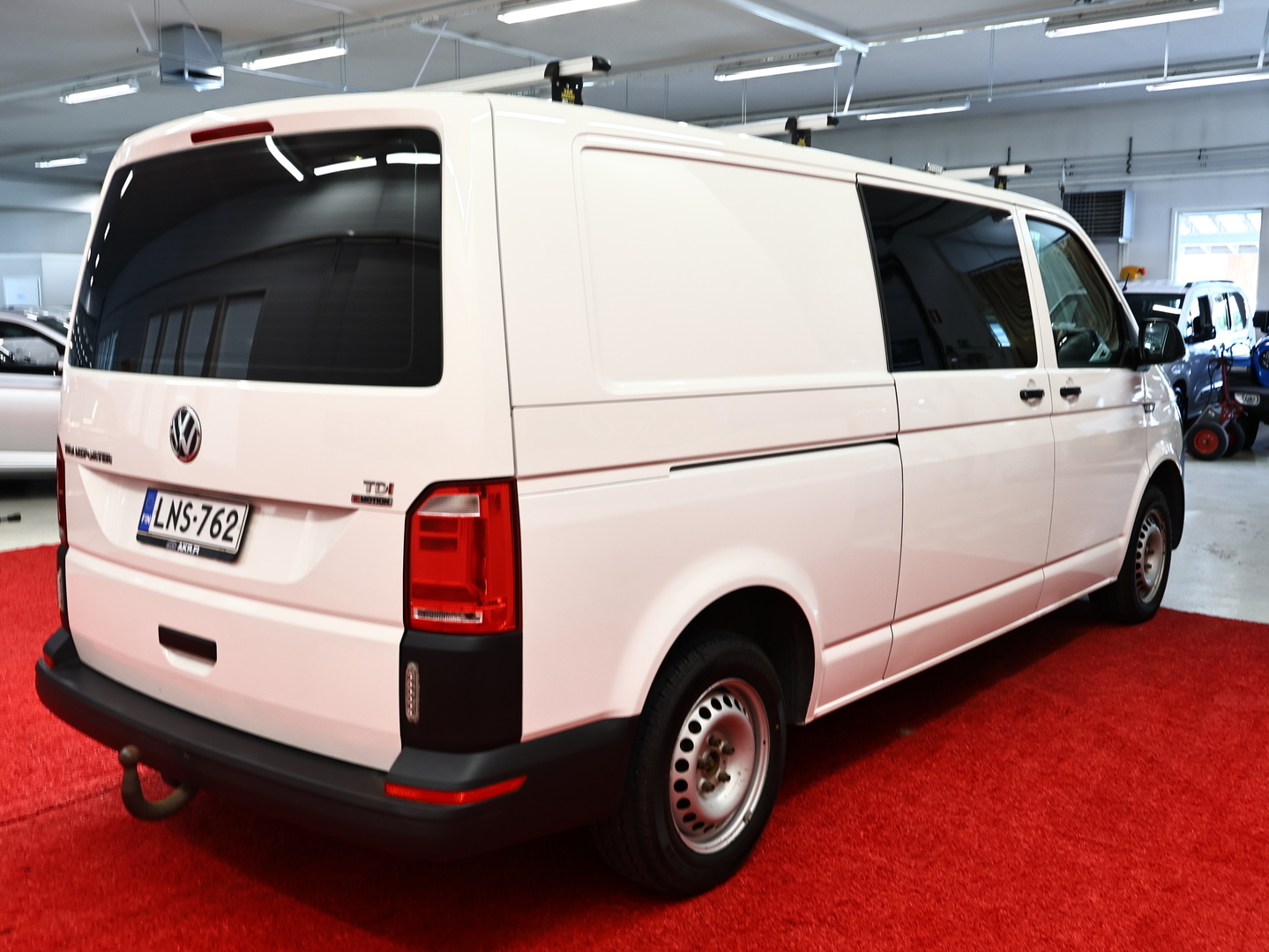 VOLKSWAGEN Transporter 2017