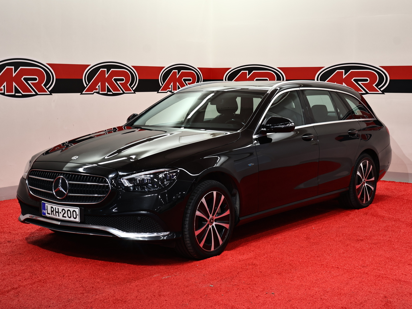 MERCEDES-BENZ E 2021