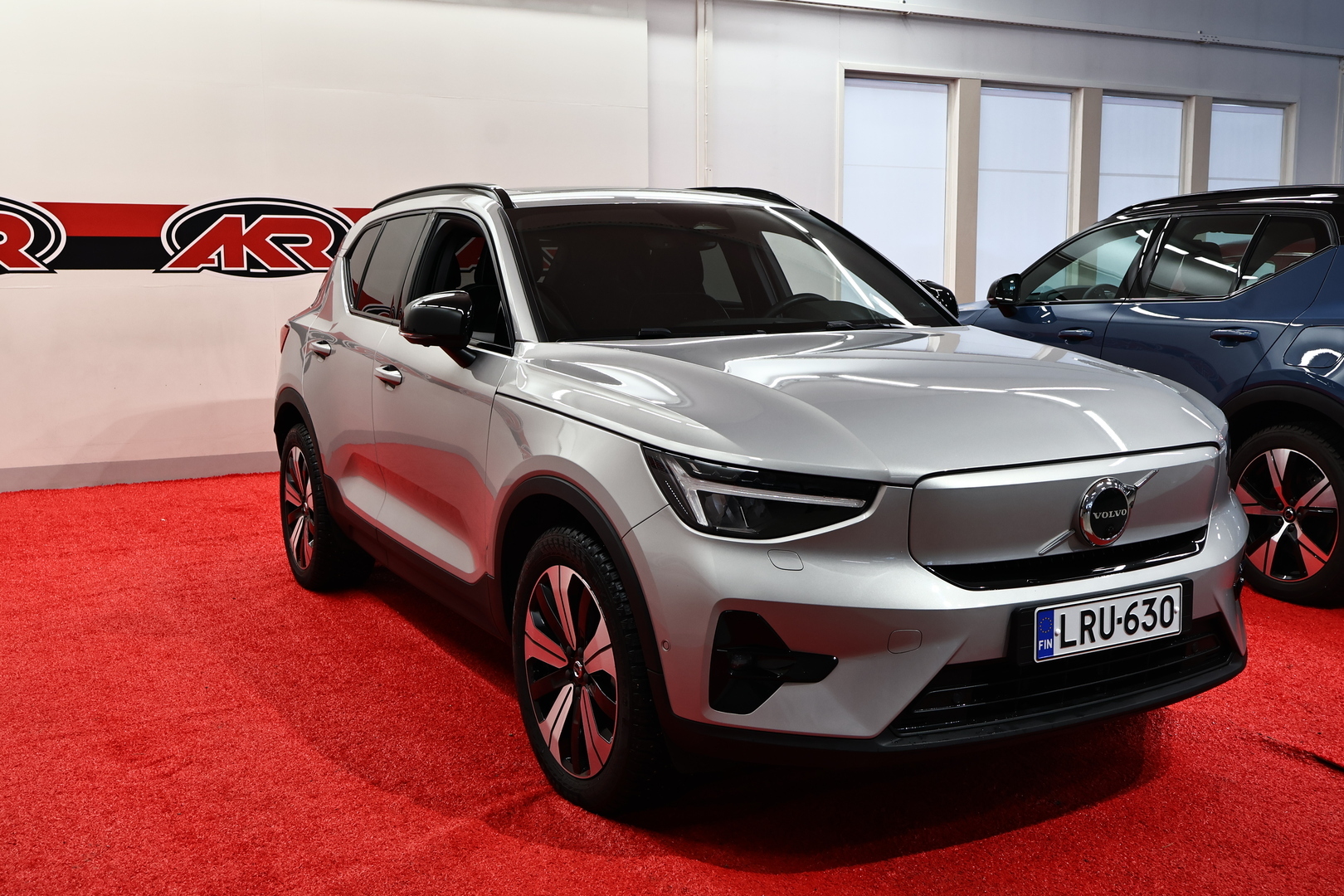 VOLVO XC40 2023