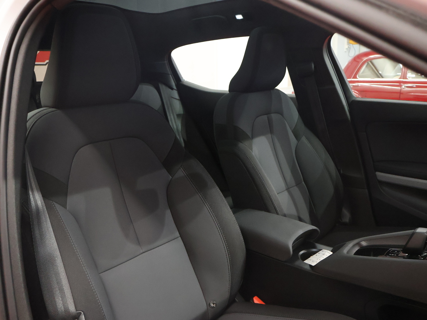 POLESTAR 2 2023