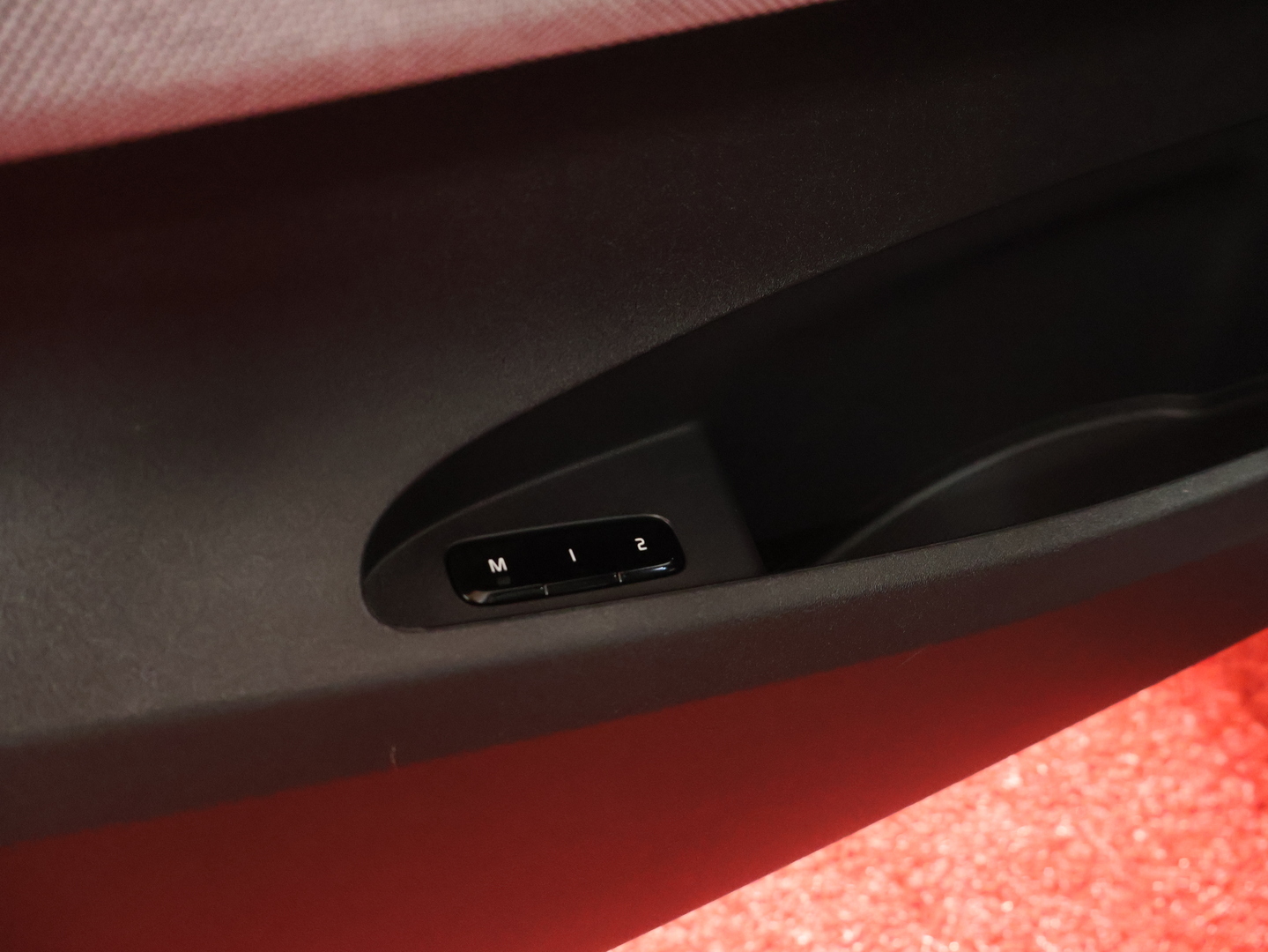 POLESTAR 2 2023