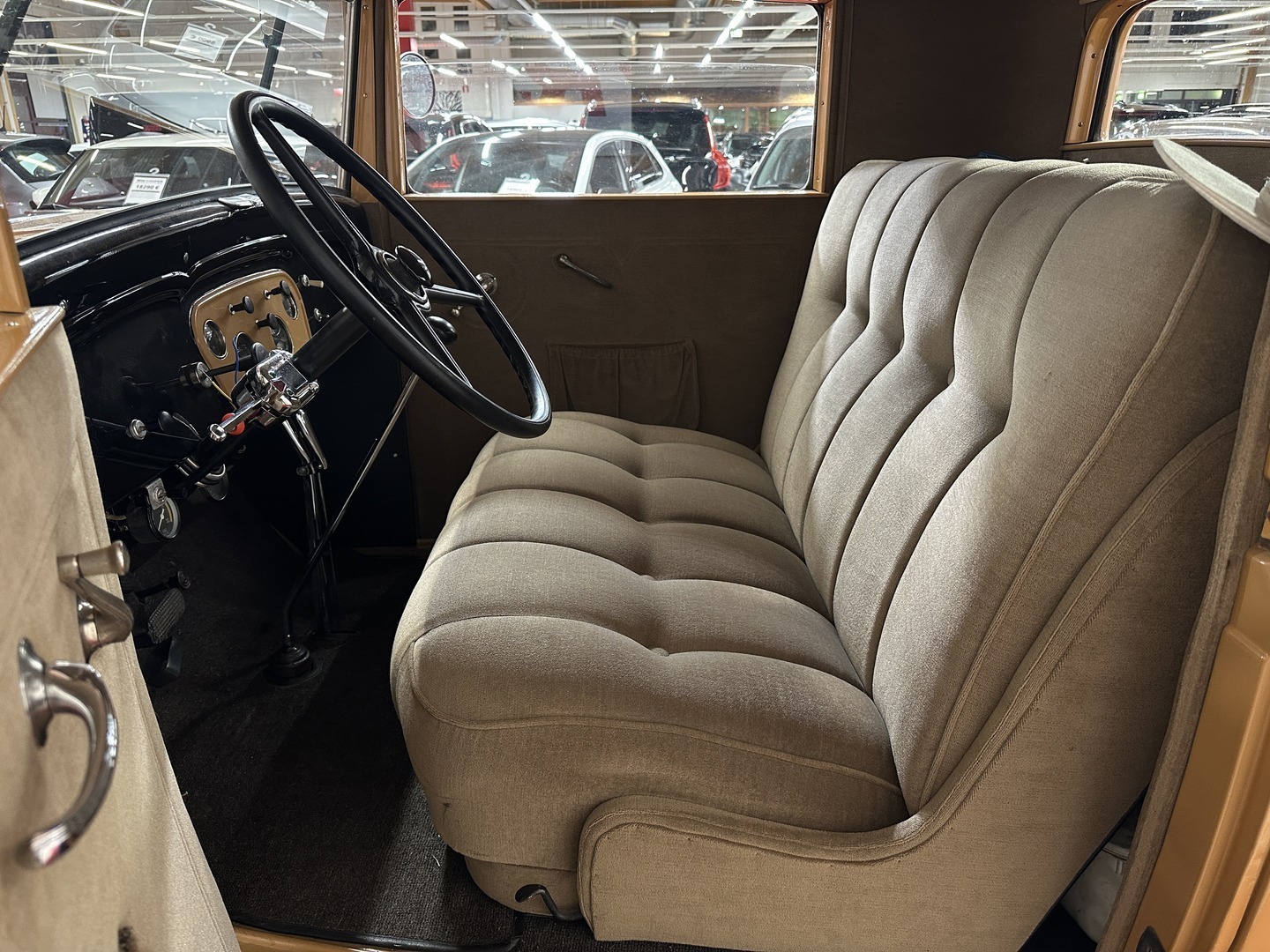 CHEVROLET Deluxe 9