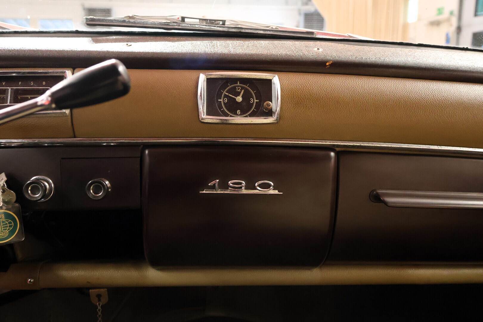 MERCEDES-BENZ 190 1956