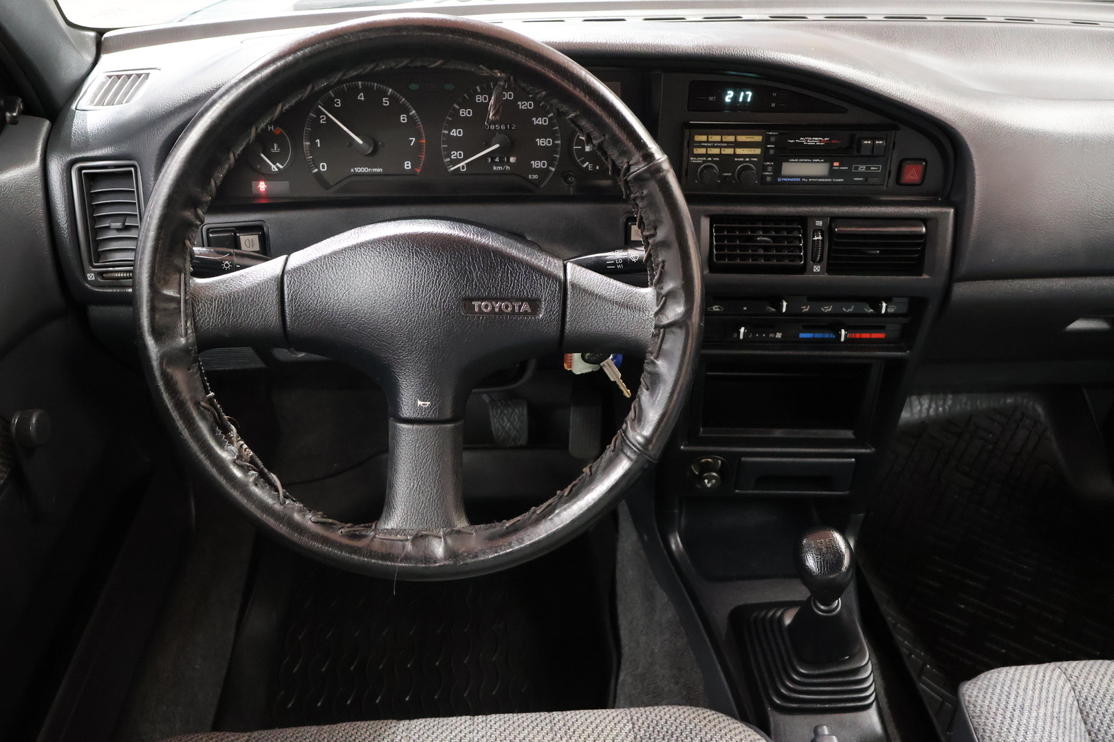 TOYOTA Corolla 1989