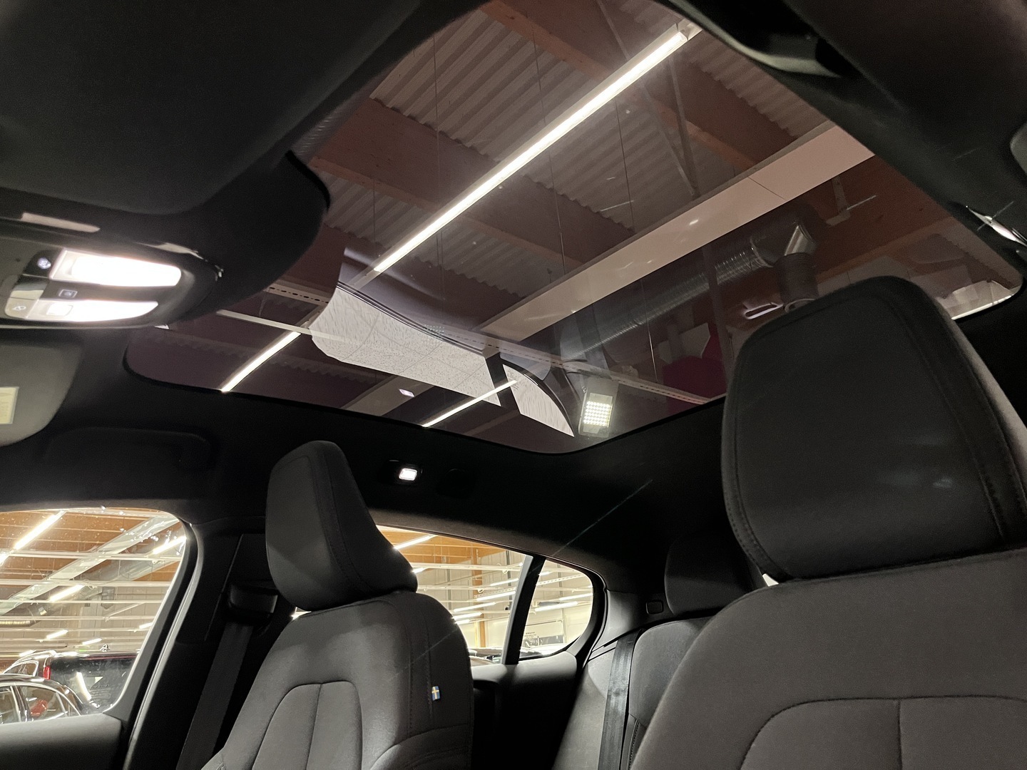 VOLVO C40 2023