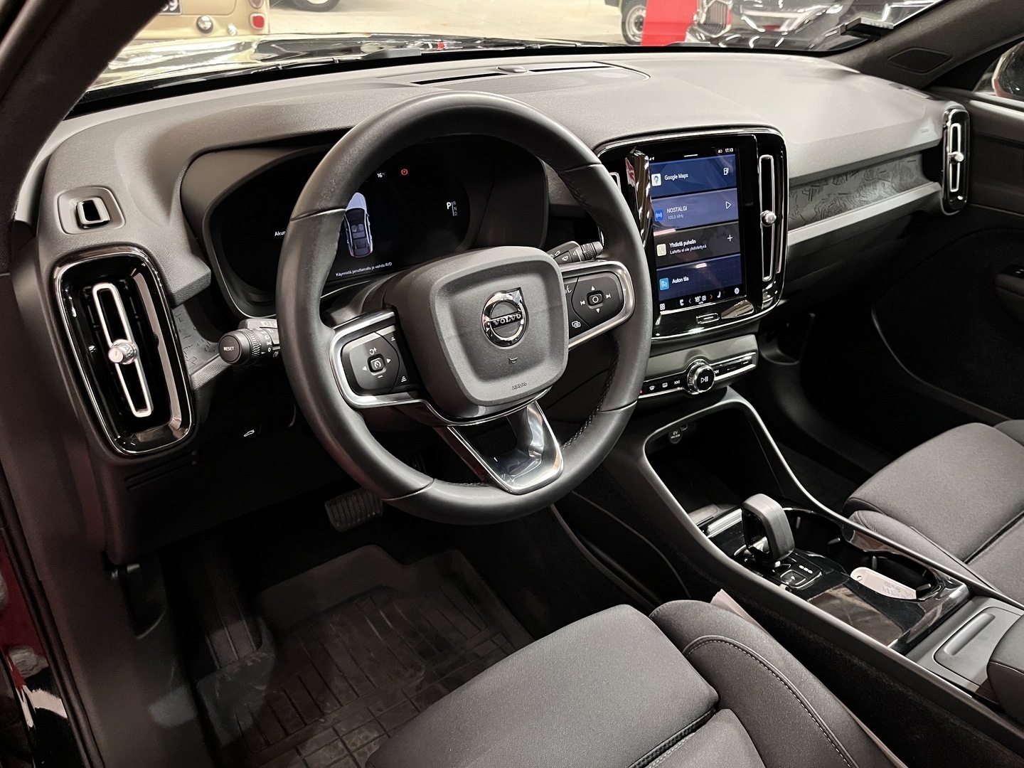 VOLVO C40 2023
