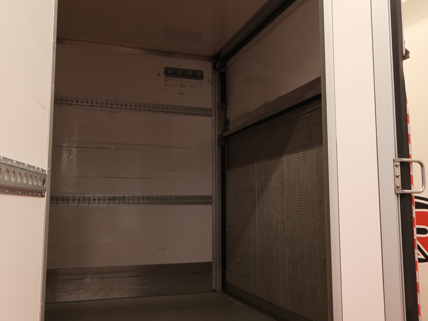 MERCEDES-BENZ Sprinter 2023