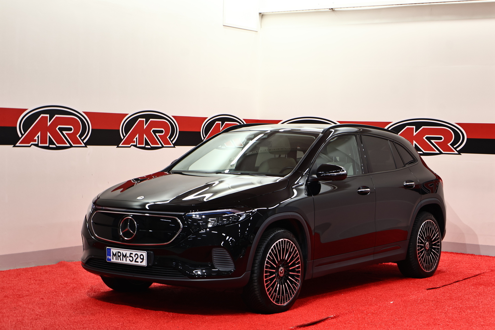 MERCEDES-BENZ EQA 2021