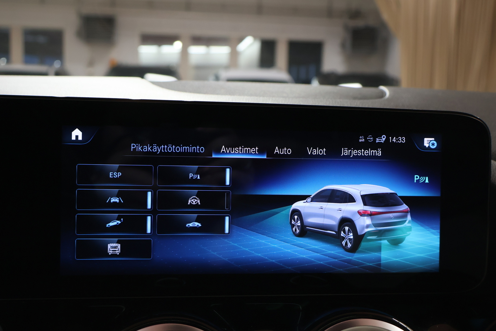 MERCEDES-BENZ EQA 2021