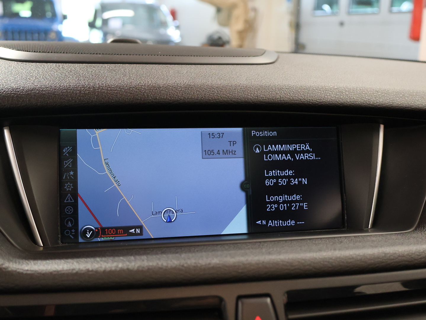 BMW X1 2012