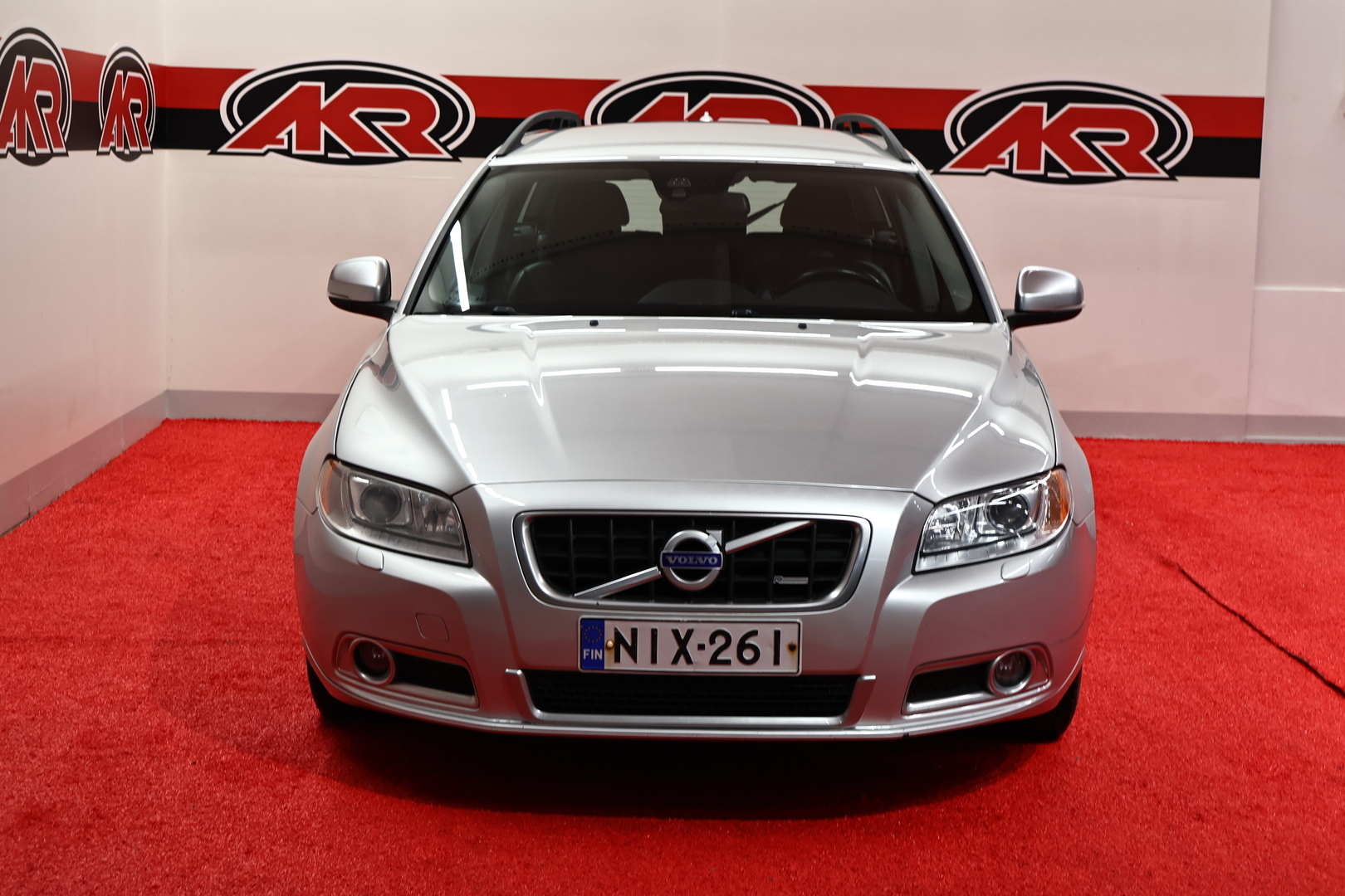 VOLVO V70 2013
