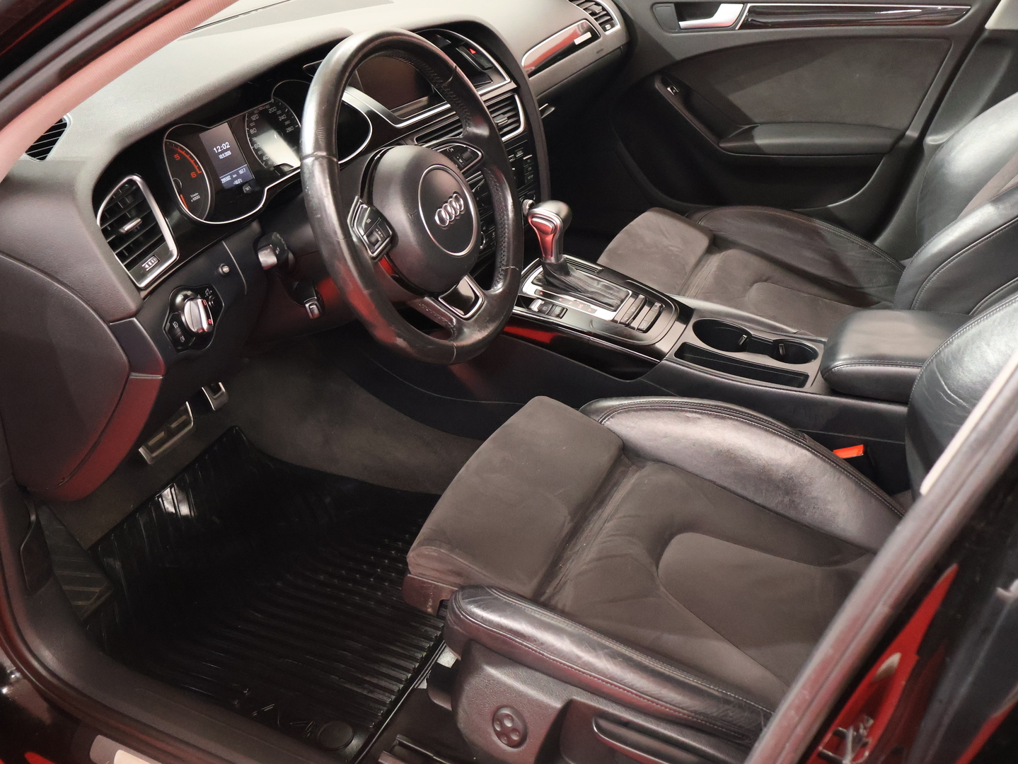 AUDI A4 allroad quattro 2014