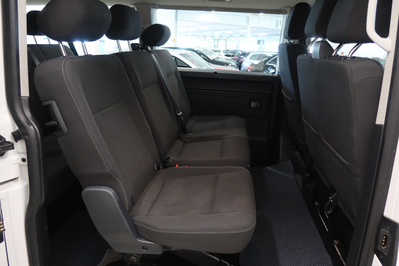 VOLKSWAGEN Caravelle 2018