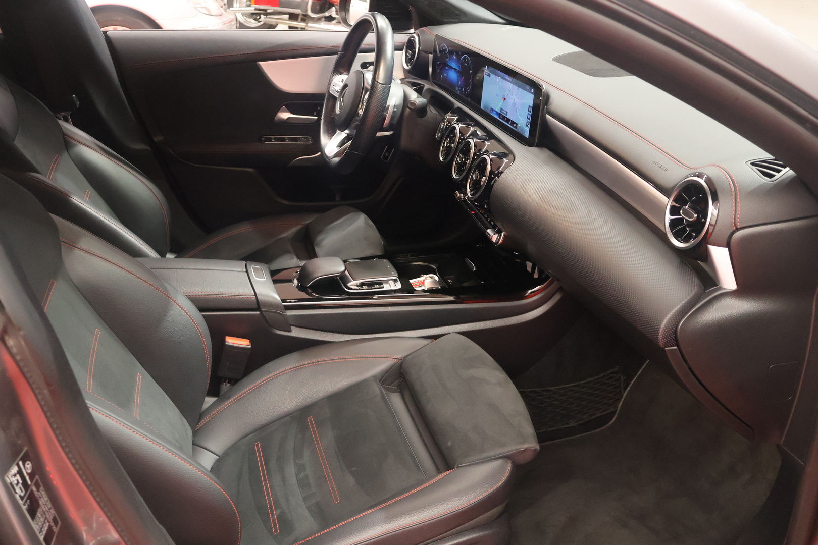 MERCEDES-BENZ CLA 2020