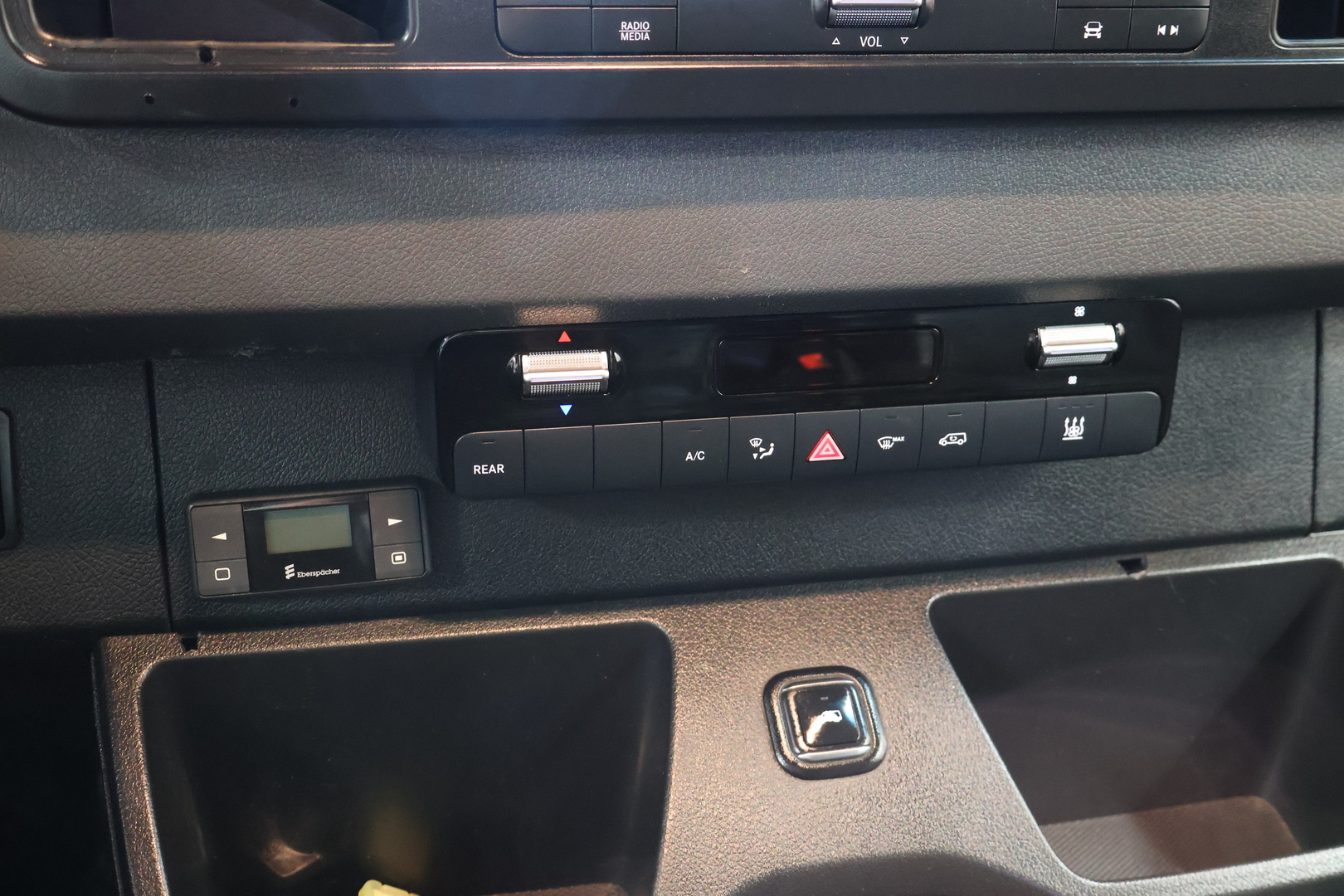 MERCEDES-BENZ Sprinter 2019