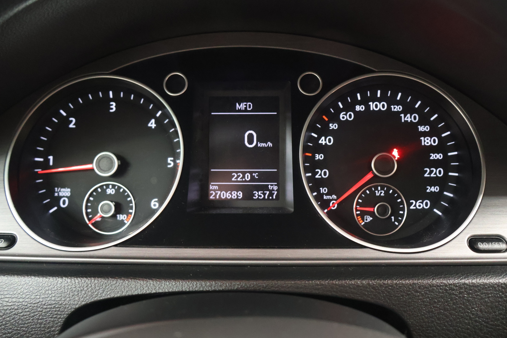 VOLKSWAGEN Passat 2014