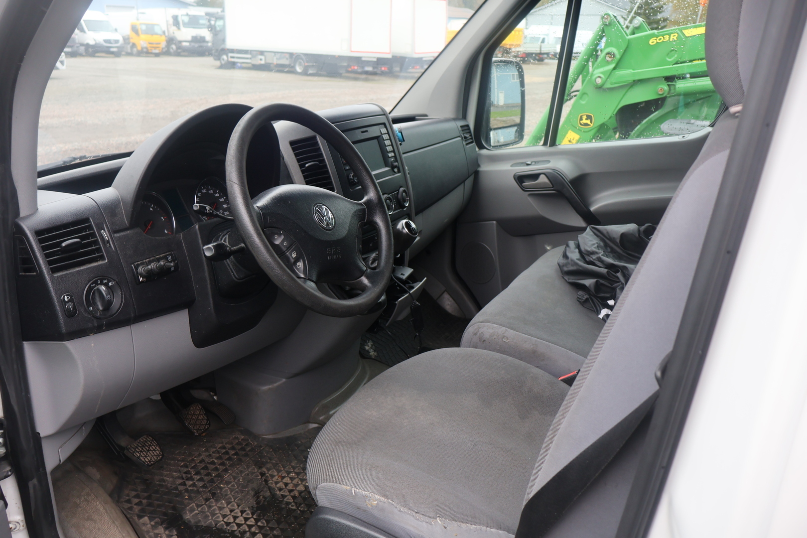 VOLKSWAGEN Crafter 2015