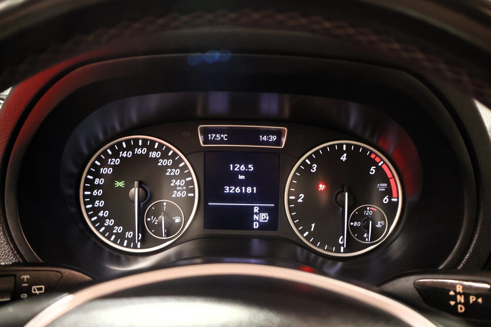 MERCEDES-BENZ B 2014