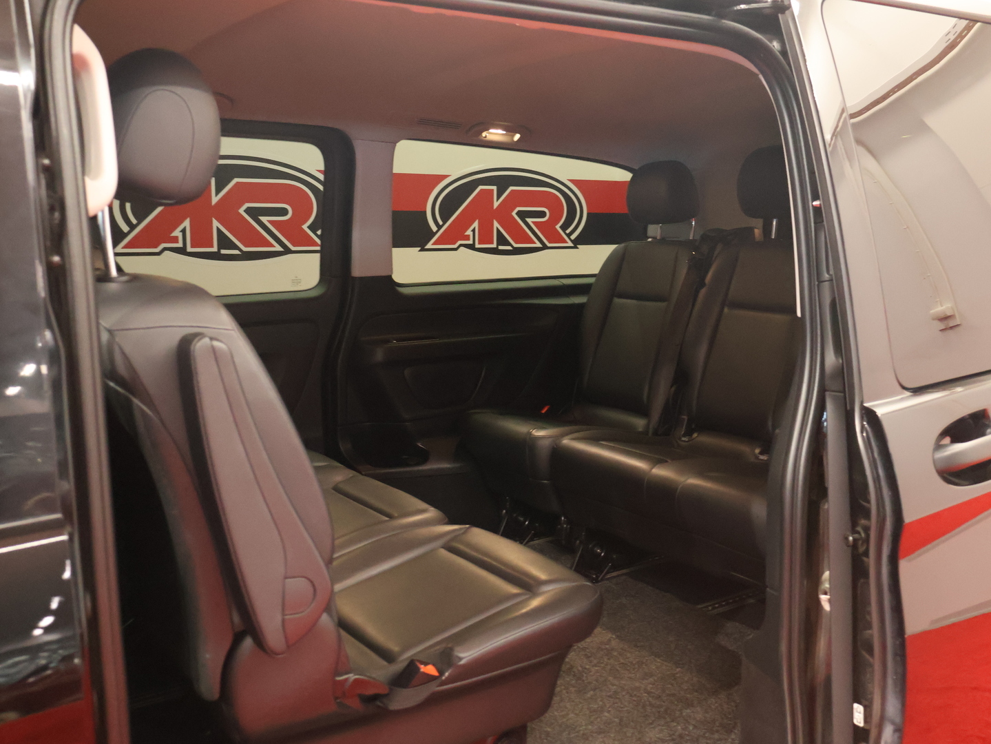 MERCEDES-BENZ Vito 2023