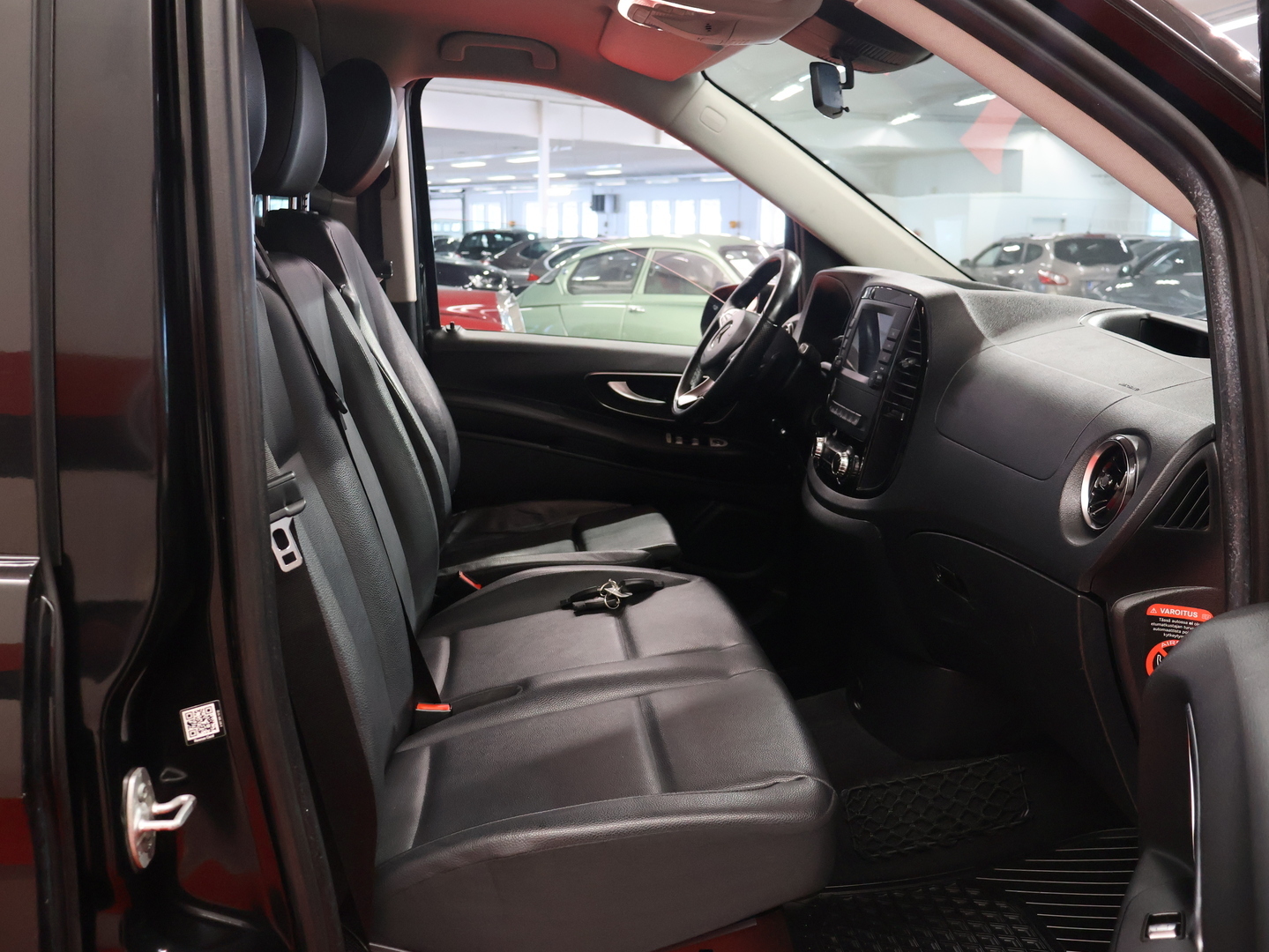 MERCEDES-BENZ Vito 2023