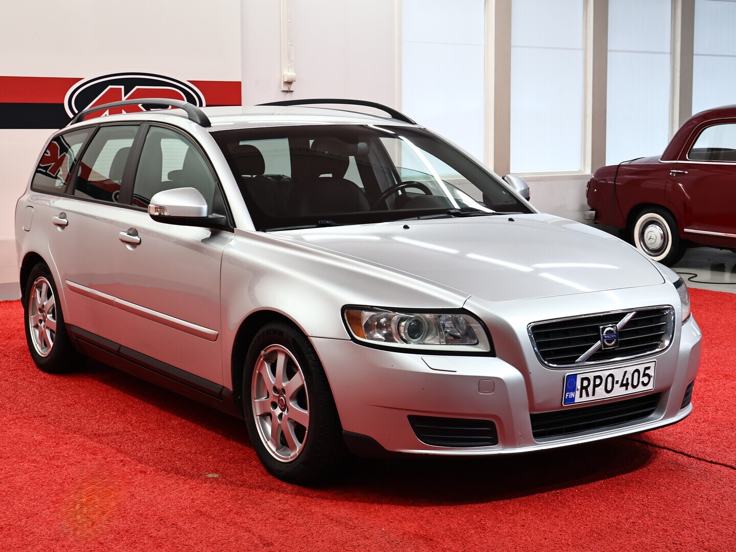 VOLVO V50 2010