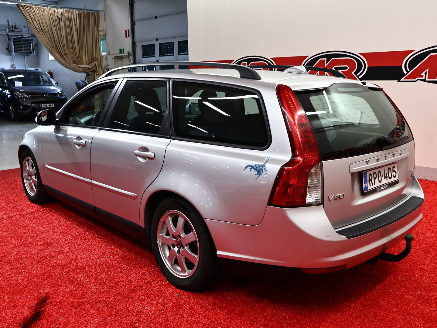 VOLVO V50 2010