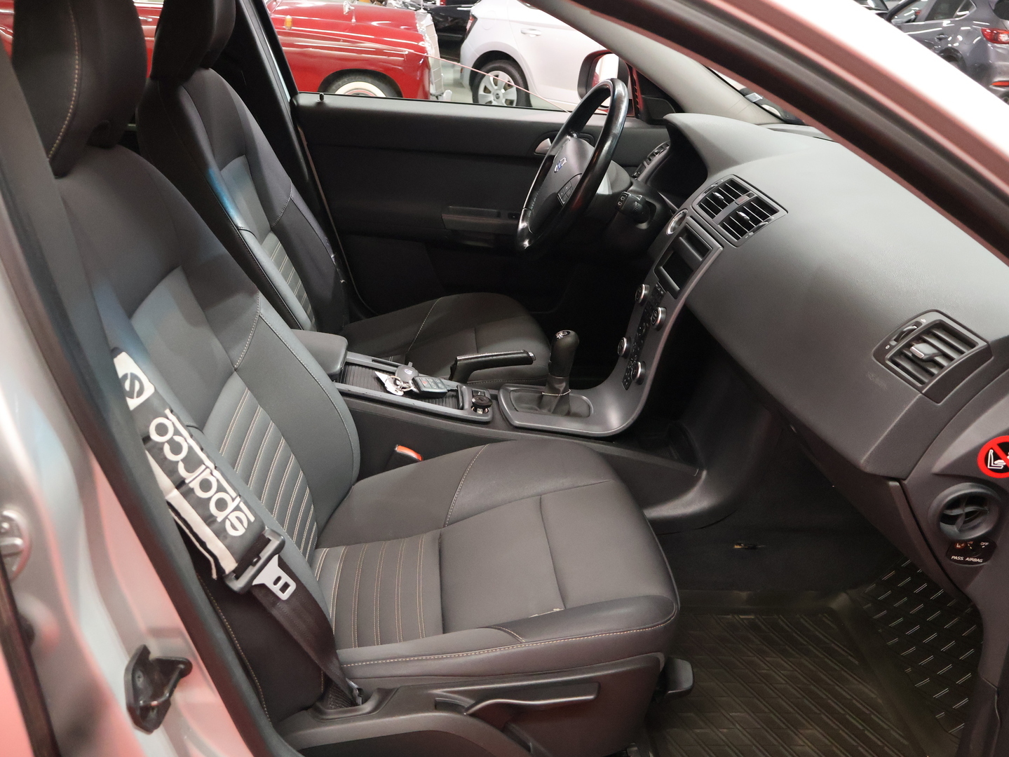 VOLVO V50 2010