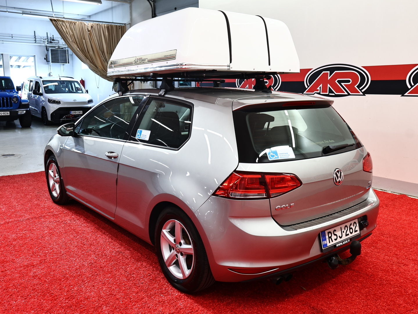 VOLKSWAGEN Golf 4