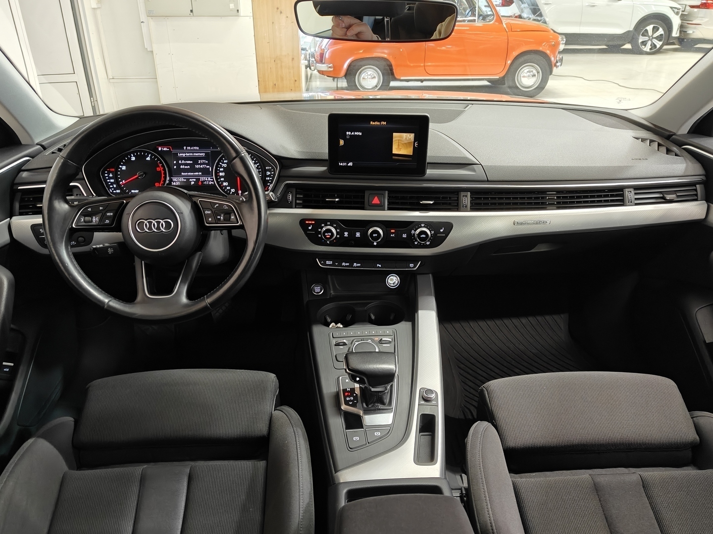AUDI A4 2016