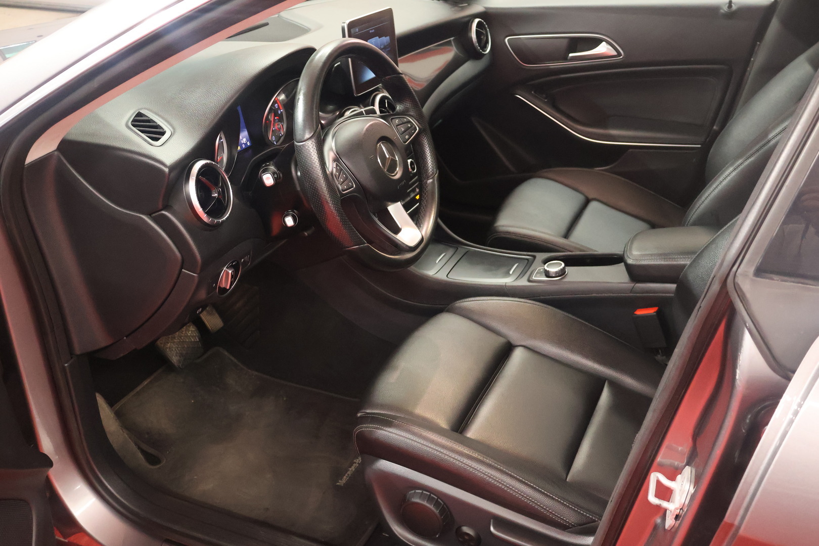 MERCEDES-BENZ CLA 2015